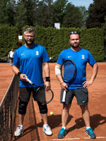 astnci turnaje zleva :  Tom Karpecki, Marek Niedoba