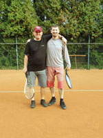 astnci turnaje zleva :  Daniel Kohut, Tom Gill