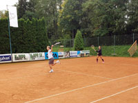 astnci turnaje zleva :  Tom Kallus, Nikola Kallusov