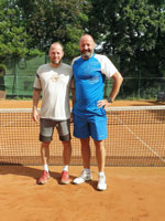 astnci turnaje zleva :  Ren Halapatsch, Martin Holubk