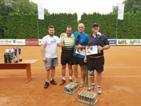 2.msto zleva :  Milo Jadamus, Roman Hladonik