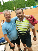 Foto s poadatelem zleva :  Petr Klus, Bogdan Chromik
