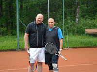 astnci turnaje zleva :  Petr Walach, Roman Sztula