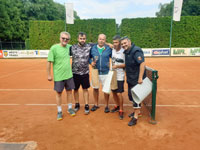 1.msto zleva :  Milan Messerschmidt, Tom Sikora
