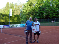 2. msto zleva :  Milan Messerschmidt, Tom Sikora