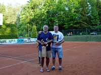 3. msto zleva :  Roman Huka, Matj Huka