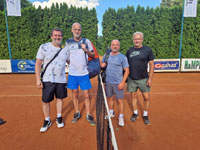 Semifinalist� zleva :  Ale� Ur��ek, Tom� Zoubek, Petr Zajonc, Petr Folta