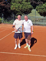 ��astn�ci turnaje zleva :  Du�an Adam��k, Ren� Farga�