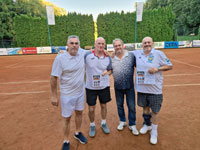 5.m�sto zleva :  Milo� Jadamus, Roman Hladonik