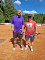 ��astn�ci turnaje zleva :  Tom� Motyka, Tom� Suszka