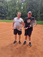 ��astn�ci turnaje zleva :  Ren� Tomis, Jaroslav Kocyan