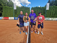 Finalist� zleva :  Daniel Lotko, Barbora Zajoncov�, Tom� Motyka, Tom� Suszka