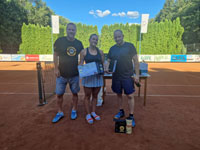 2.m�sto zleva :  Barbora Zajoncov�, Daniel Lotko