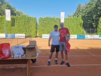 3.m�sto zleva :  Tom� Zoubek, Michal Pitucha (chyb�)