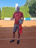 3.m�sto zleva :  Tom� Zoubek, Michal Pitucha (chyb�)