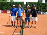 Finalist� �ty�hra mu�i zleva :  Daniel Vala, Dan Sk�cel, David Kr�m��, Tom� Hrabec