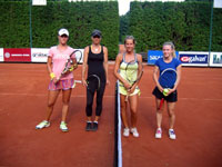 Finalistky �ty�hra �eny zleva :  Martina Kudelov�, Kate�ina Siskov�, Monika Wawrzyczkov�, Veronika Gol��ov�