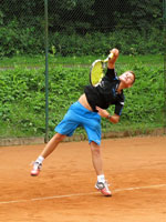 ��astn�k soust�ed�n� :  Adam Jadamus