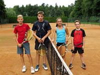 Z�b�ry ze �ty�her zleva :  Jan Drong, Jan Chyla, Barbara Zajoncov�, V�tek Ra�ka