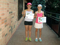 1.m�sto �ty�hra mlad�� �a�ky zleva :  Tereza �alamounov�, Kl�ra Kajabov�