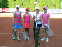 Semifinalistky �ty�hry zleva :  Jowana Kolowrotkiewicz, Nat�lie Bury, Zuzana Ml�ochov�, Eli�ka Ml�ochov�
