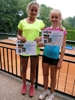 2.msto tyhra star aky zleva :  Karolna Mrowiecov, Natalie Plankov
