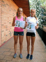 3.m�sto �ty�hra �eny zleva :  Tereza Hendrychov�, Kl�ra Klim�ov�