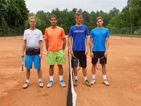 Semifinalist� �ty�hra mu�i zleva :  Daniel Filo, Michal Fran�k, Luk� Dillenz, Josef V�gner