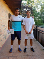 2.m�sto �ty�hra mu�i zleva :  Juraj Mas�r, Tom� Vanko