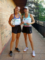 3.m�sto �ty�hra �eny zleva :  Michaela Kucha�ov�, Petra Hor�kov�