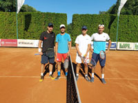 Finalist� �ty�hra mu�i zleva :  Robert Rumler, Petr Michnev, Tom� Vanko, Juraj Mas�r
