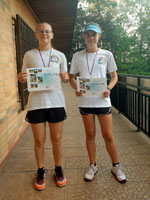 1.m�sto �ty�hra star�� �a�ky zleva :  Michalina Ondrzejek, Hana Macurov�