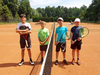 Semifinalist� �ty�hry zleva :  Viktor K��a, Tom� Gvuzd, Luk� Pietrosz, Krzysztof Cie�lar