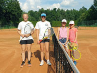 Semifinalistky �ty�hry zleva :  Michalina Ondrzejek, Hana Macurov�, S�ra Brann�, Barbara Cieslarov�