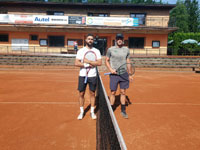 Finalist� dvouhra mu�i zleva :  Dominik Kellovsk�, Michal Lu�ovsk�