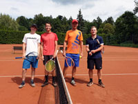 Semifinalist� �ty�hry zleva :  V�tek Ra�ka, Petr Jan�k, Luk� Dillenz, Daniel Orlita