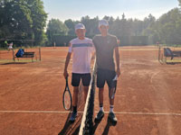 Semifinalist� dvouhry zleva :  Nikolas Papavasiliu, Igor Stablovic