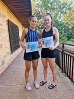 3.m�sto �ty�hra dorostenky zleva :  Ad�la Motykov�, Mark�ta Motykov�