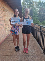 3.m�sto �ty�hra �eny zleva :  Magdal�na Navr�tilov�, Karol�na Valentov�