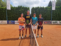 Finalist� �ty�hry mu�� zleva :  Matou� Otypka, �imon Mali�, Alan Hudson Baxter, Patrik Oplu�til