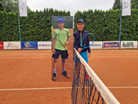 Semifinalist� dvouhry zleva :  Richard Pe�ek, Miroslav Hrdli�ka