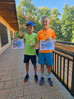 1.m�sto �ty�hra star�� ��ci zleva :  Maty� Bla���k, Max G�nther