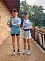 2.m�sto �ty�hra star�� �a�ky zleva :  Mia Schimandlov�, Vendula Pituchov�