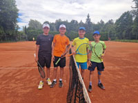 Semifinalist� �ty�hry zleva :  Max Vala, Samuel Petrivaldsk�, Max G�nther, Maty� Bla���k