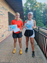 2.m�sto �ty�hra �eny zleva :  Eli�ka Konvi�kov�, Lucie Plosku��kov�