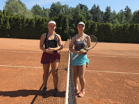 Semifinalistky dvouhry �en zleva :  Lucie Plosku��kov�, Eli�ka Nerudov�