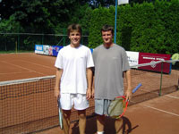 Finalisté dvouhry mužů zleva : Rudolf Siwy, Branislav Repa