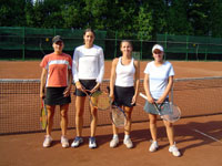 Finalisté čtyřhry žen zleva : Martina Ondráčková, Tereza Hladíková, Pavlína Glosová, Kristýna Šrámková