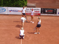 Spor na centrálním dvorci řeší Pavel Sikora