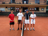 Finalisté čtyřhry mužů zleva : Ondřej Kačmář, Petr Mandelík, Lukáš Kubiena, Adam Dominik